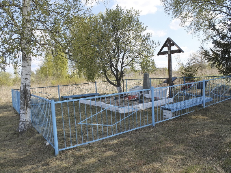 Братская могила советских воинов, погибших в годы Великой Отечественной войны, 1943 г.